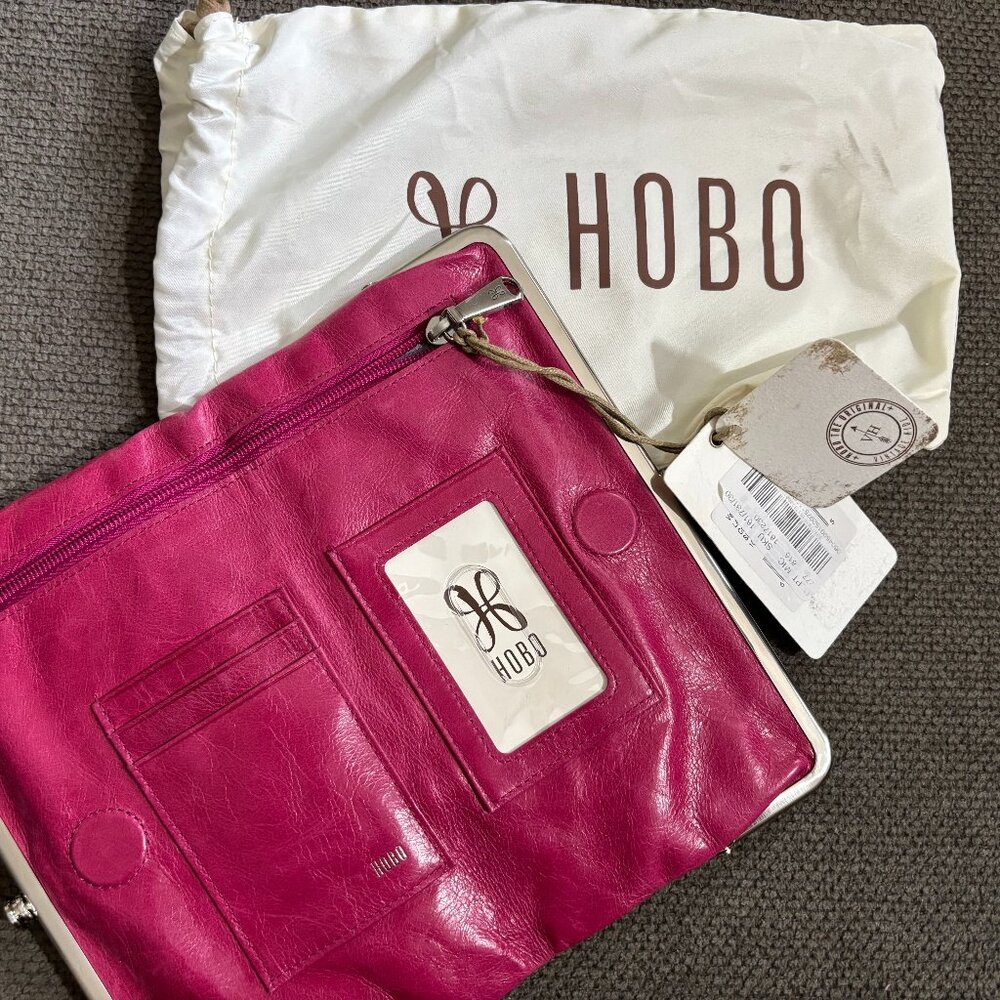 HOBO International Lauren Clutch Leather Wallet - NWT - Pink